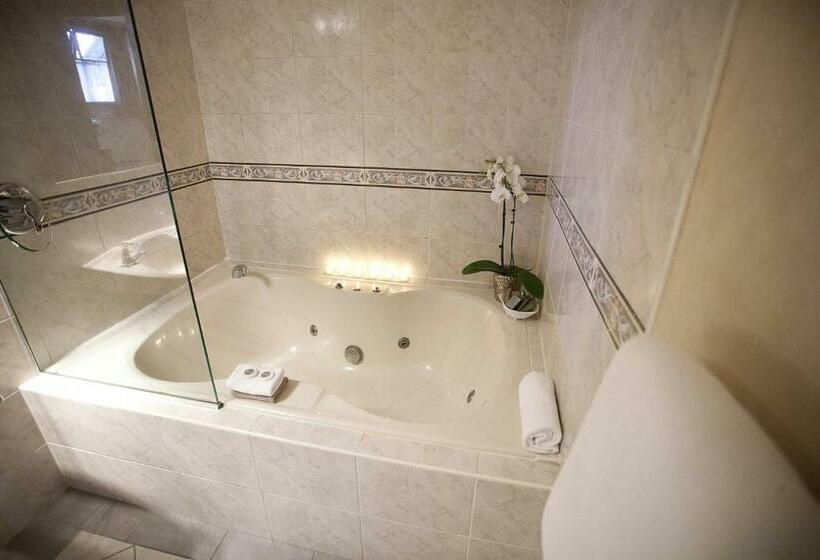 Distinction Coachman Hotel, Palmerston North