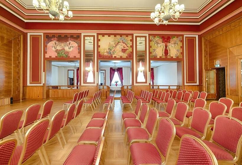 Focus Hotel Premium Pod Orłem