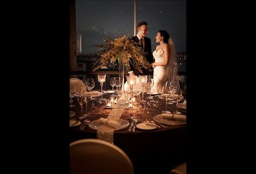 Pullman Auckland Hotel & Apartments