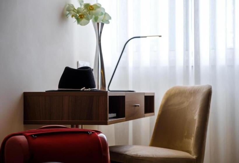 בית מלון כפרי Regina