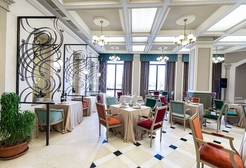 Grand Hotel Traian