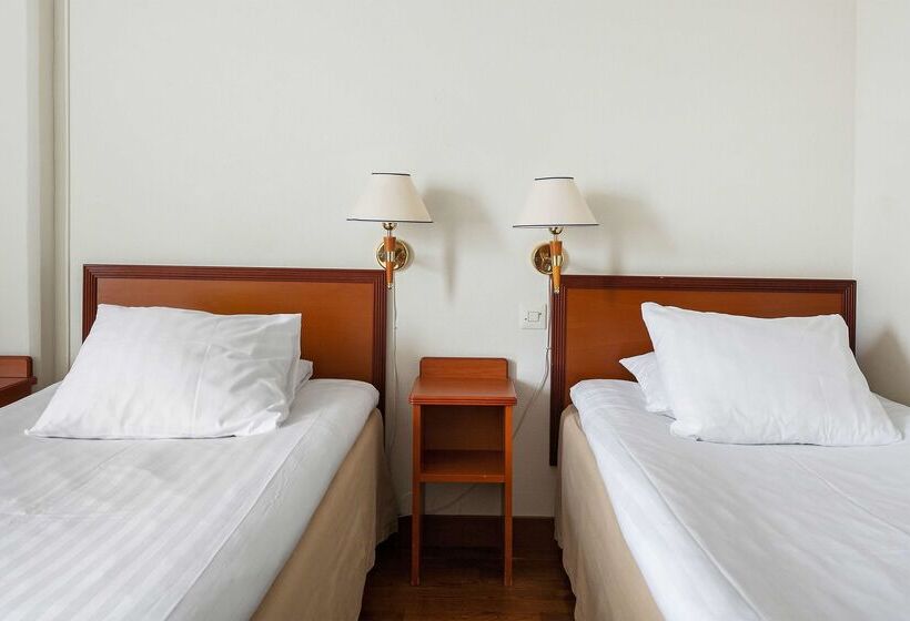 فندق Best Western Nya Star