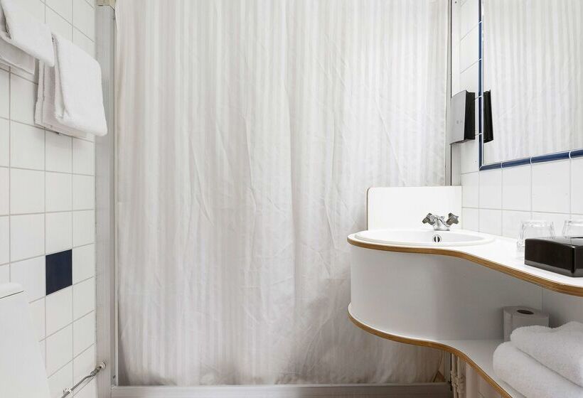 فندق Best Western Nya Star