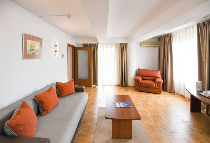 هتل Complex Modern Mamaia All Inclusive
