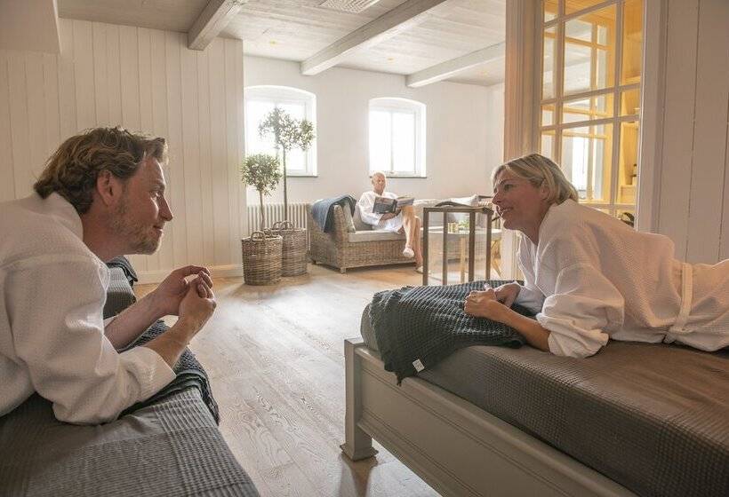 בית מלון כפרי Rusthållargården