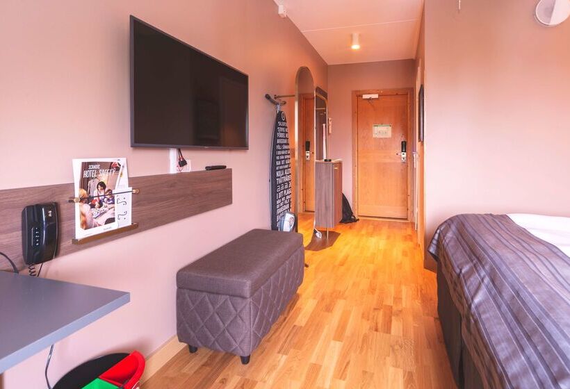 هتل Scandic Hallandia