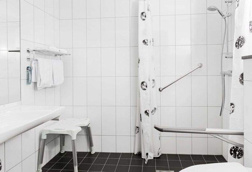 هتل Scandic Norrkoping Nord