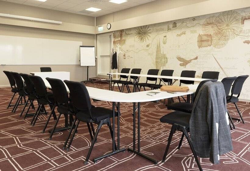 هتل Scandic Orebro Vast