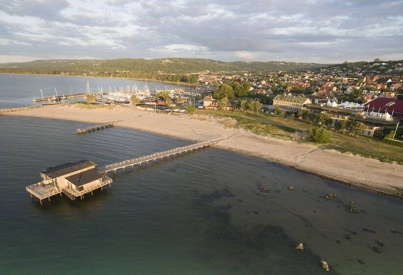 هتل Skansen Båstad
