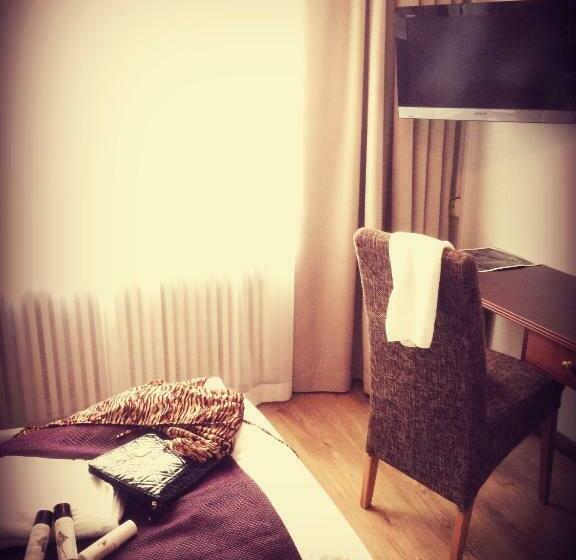 ホテル Loimaan Seurahuone