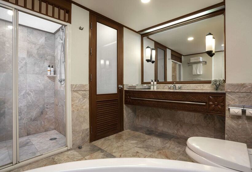 هتل Pullman Phuket Karon Beach Resort