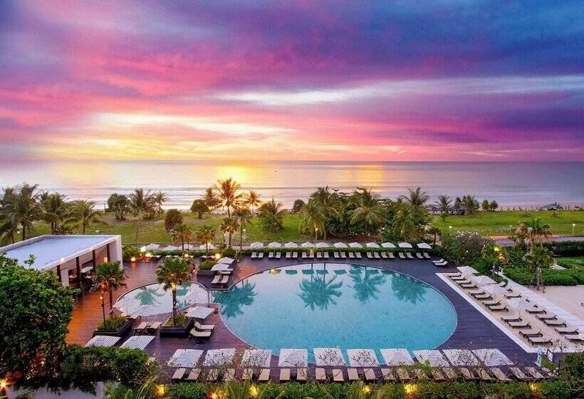 هتل Pullman Phuket Karon Beach Resort