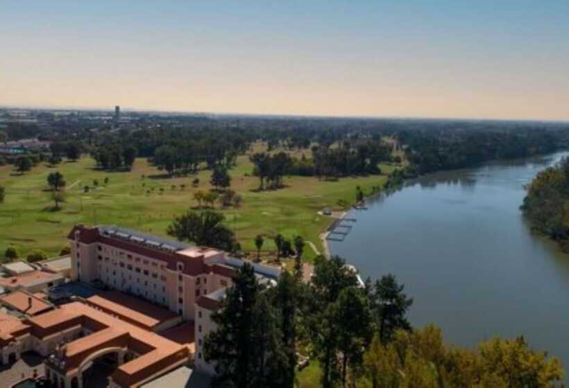 ホテル Riviera On Vaal Resort