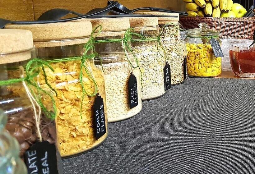 Samantta Hotel & Restaurant