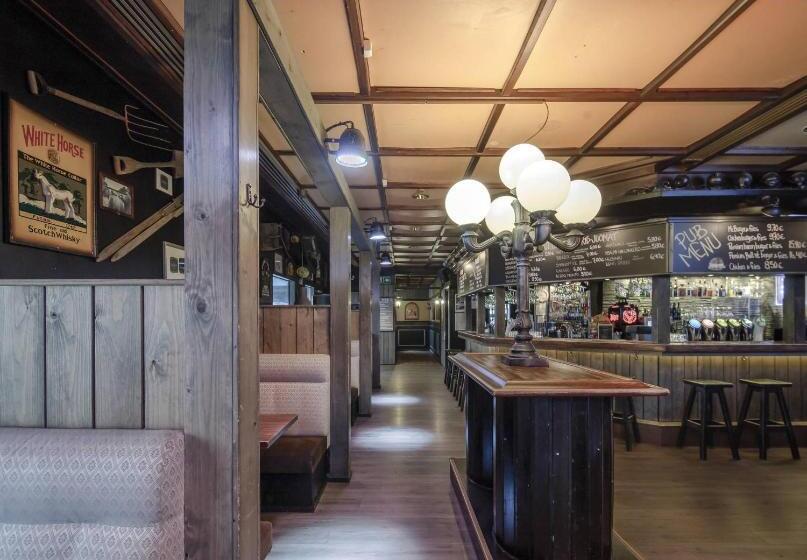 호텔 Seurahuone Riihimäki