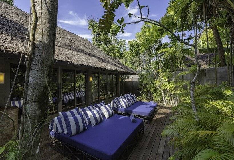 هتل The Slate Phuket