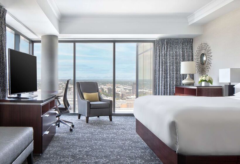 هتل Amway Grand Plazacurio Collection By Hilton
