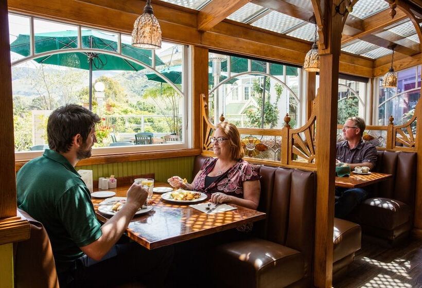 בית מלון כפרי Apple Farm Inn