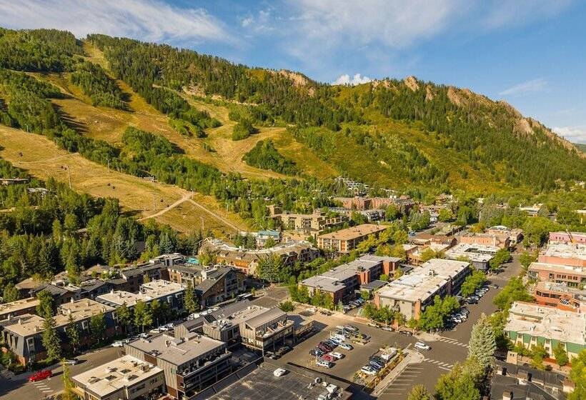 هتل Aspen Square Condominium