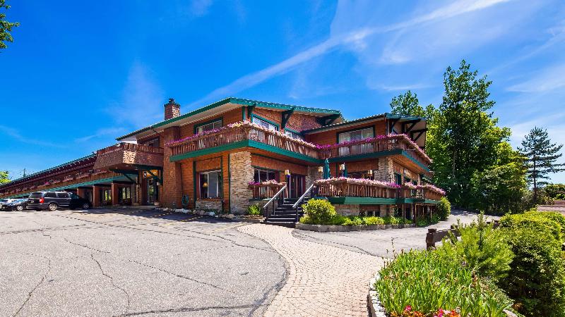 فندق Best Western Adirondack Inn