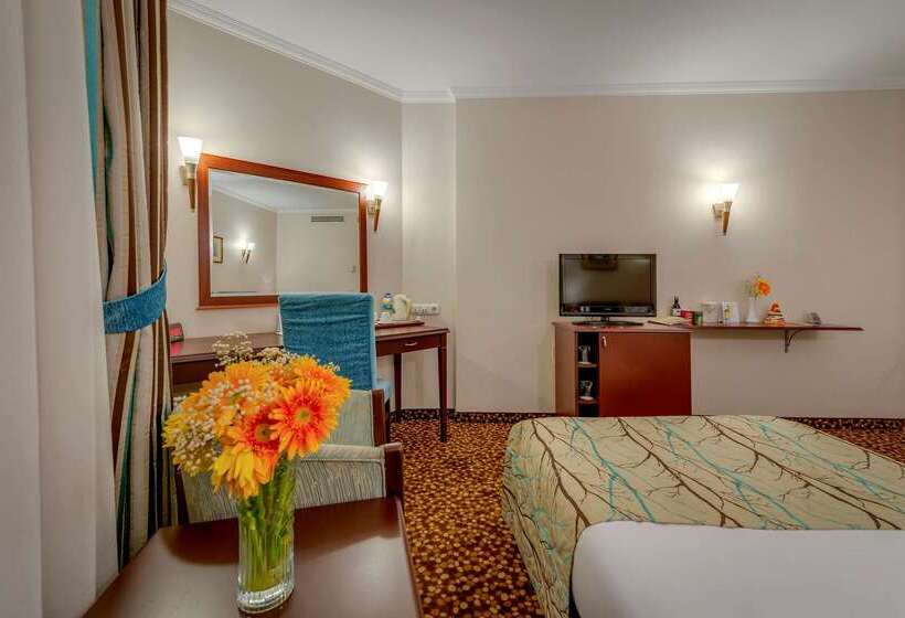 هتل Best Western Plus Khan
