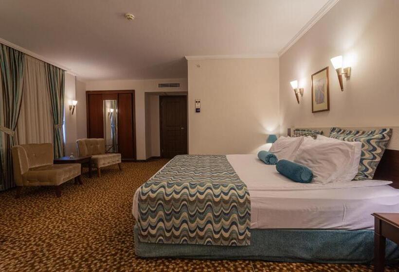 هتل Best Western Plus Khan