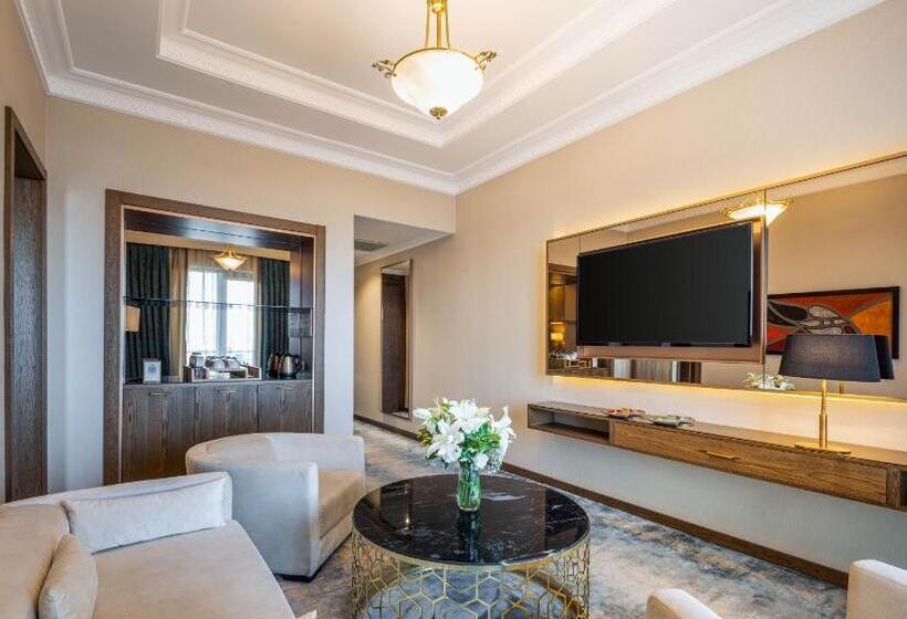 هتل Celik Palace Convention Center Thermal Spa