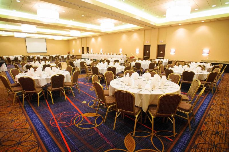 فندق Courtyard By Marriott Baldwin Park
