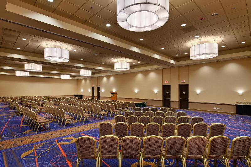 فندق Courtyard By Marriott Baldwin Park