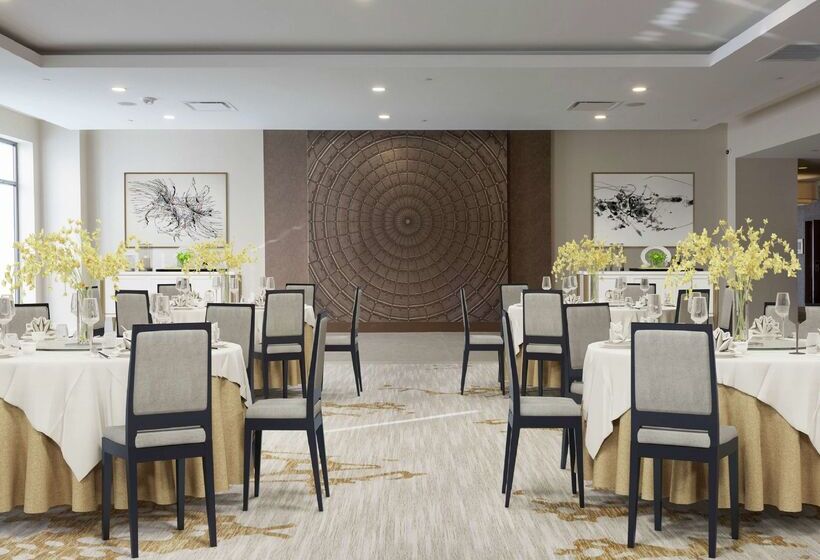 בית מלון כפרי Doubletree By Hilton Baltimore North Pikesville