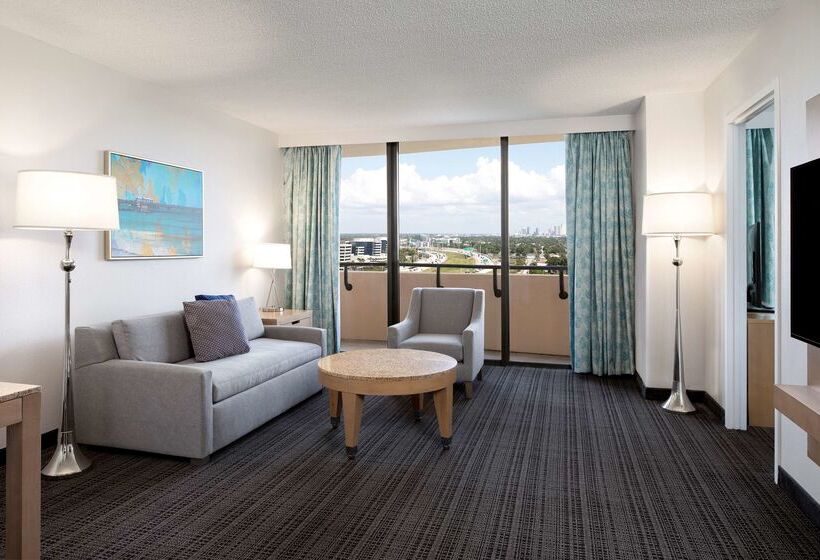בית מלון כפרי Embassy Suites By Hilton Tampa Airport Westshore