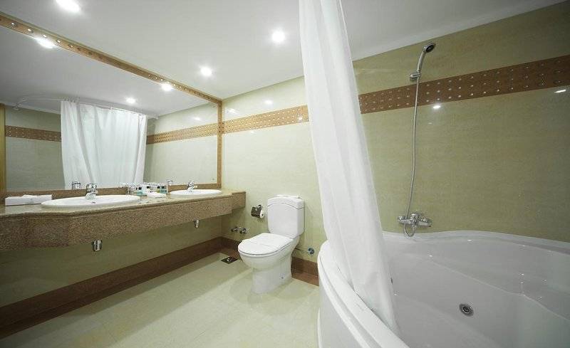 Golden Tulip Hotel Flamenco Cairo