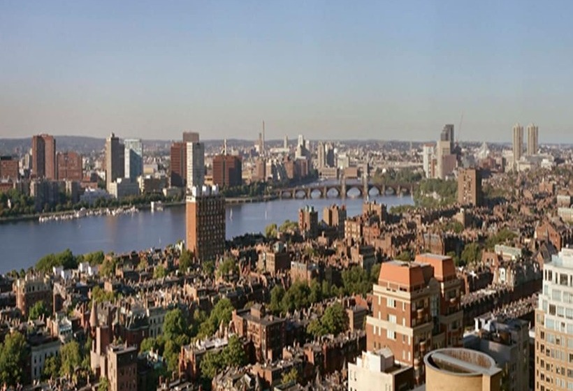 هتل Hilton Boston Back Bay