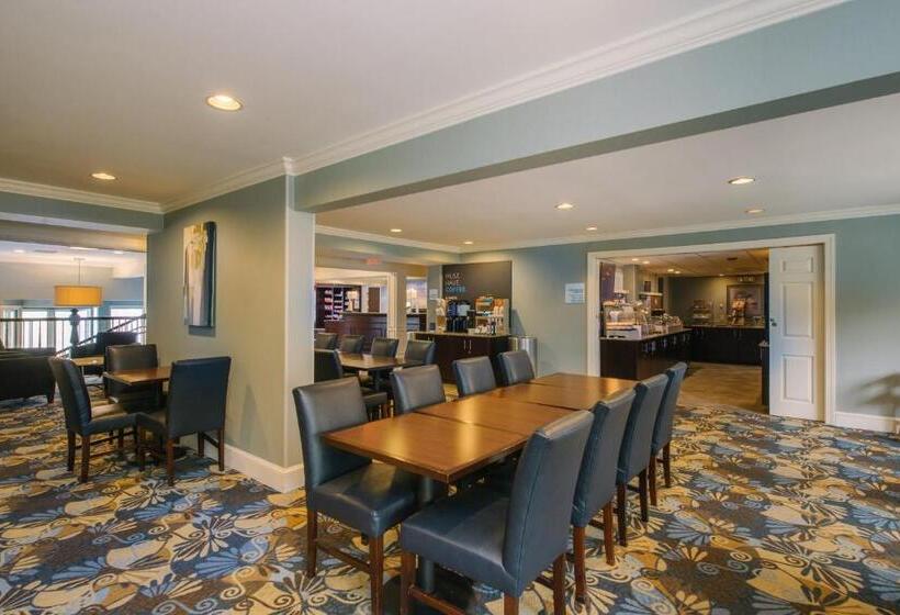 فندق Holiday Inn Express And Suites Merrimack, An Ihg