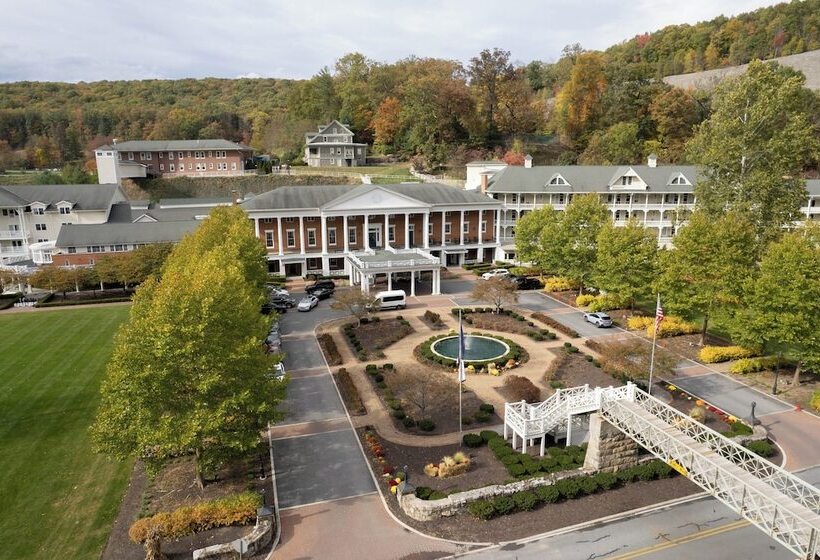 בית מלון כפרי Omni Bedford Springs Resort & Spa