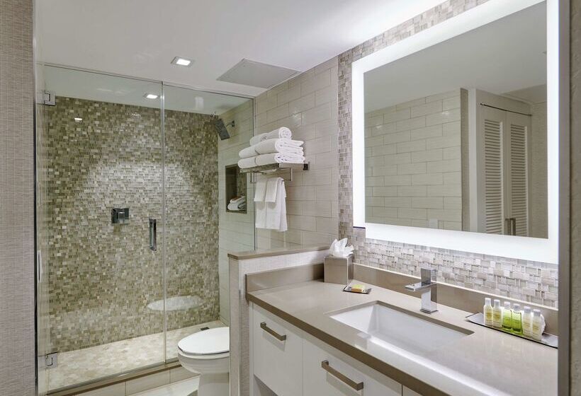 استراحتگاه Bahia Mar Ft. Lauderdale Beach  A Doubletree By Hilton