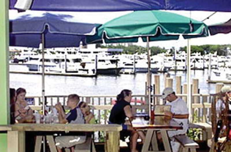 استراحتگاه Days Inn Ft. Lauderdale Bahia Cabana