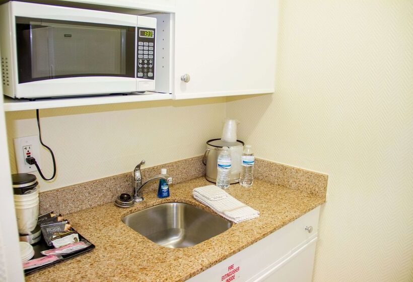 אתר נופש Wyndham Garden Fort Walton Beach Destin