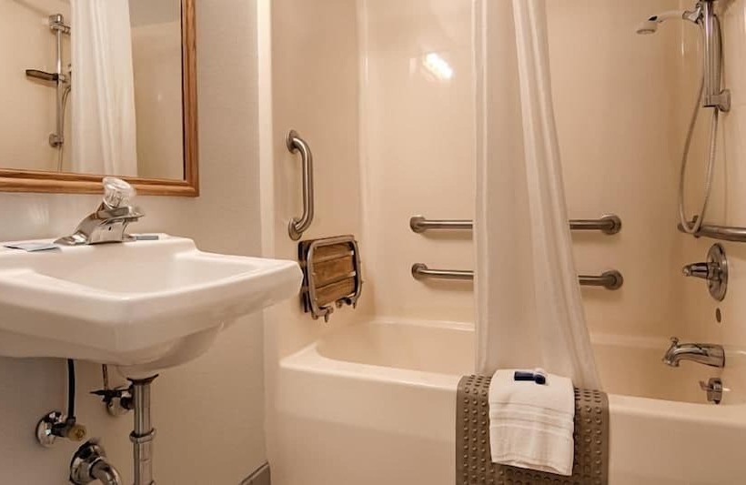 Мотель Centerstone Resort Lake Aire
