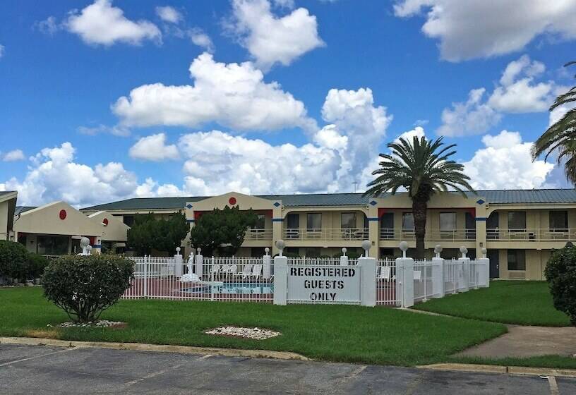 בית מלון כפרי Americas Best Value Inn Beaumont