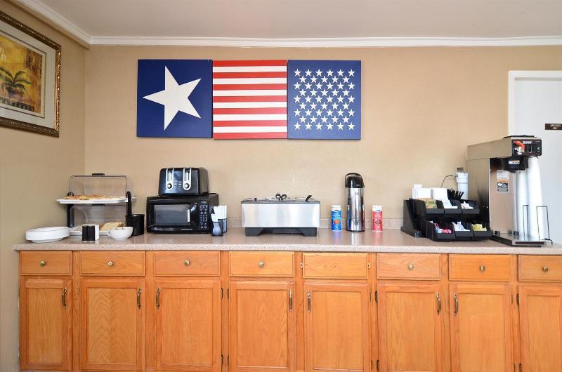 בית מלון כפרי Americas Best Value Inn Crosstimbers