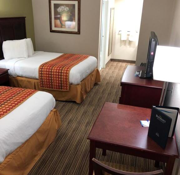 هتل Quality Inn