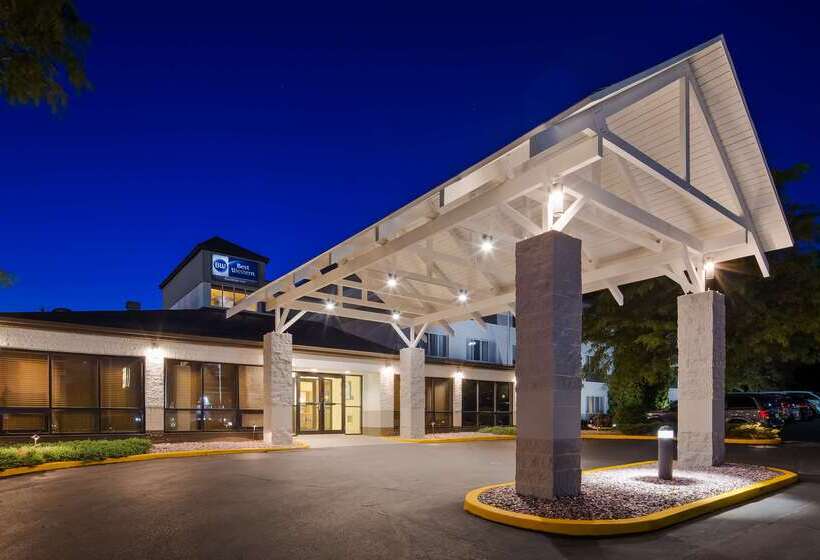 Отель Best Western Baraboo Inn