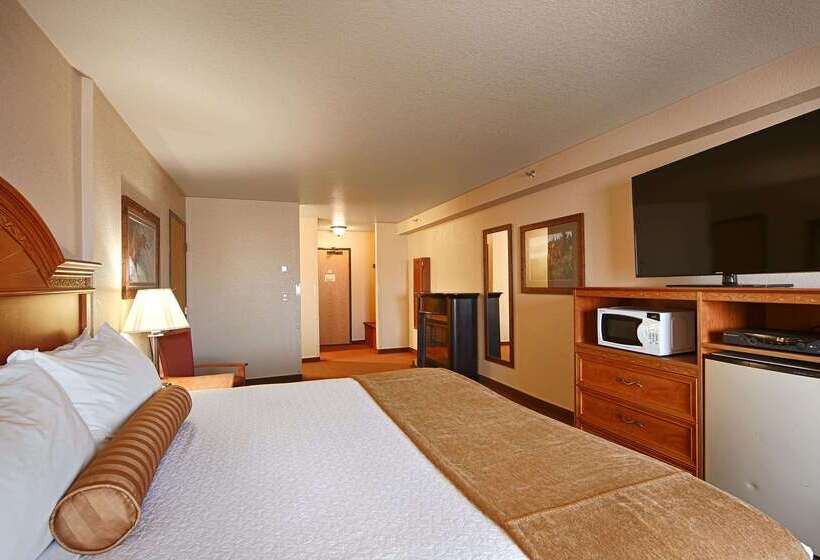 هتل Best Western Bidarka Inn