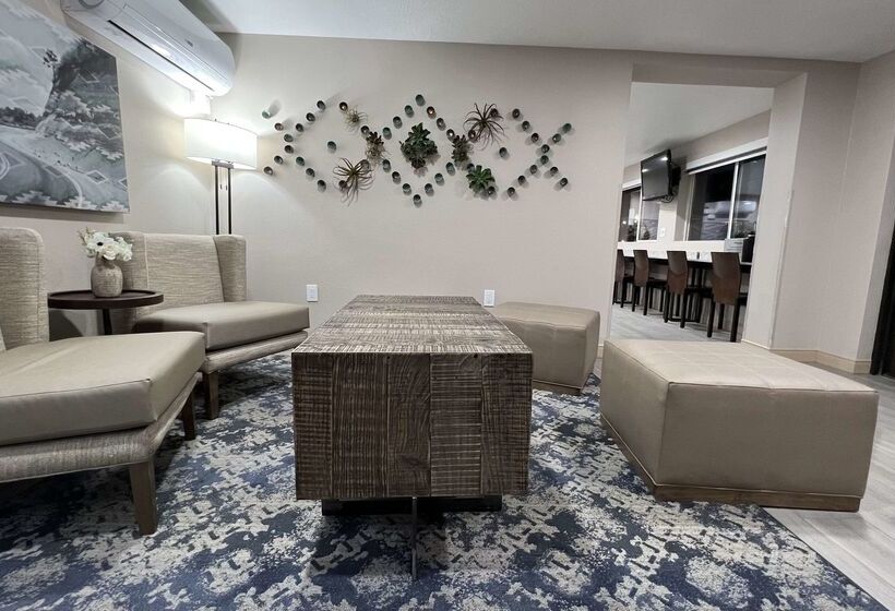 هتل Best Western El Rancho Palacio