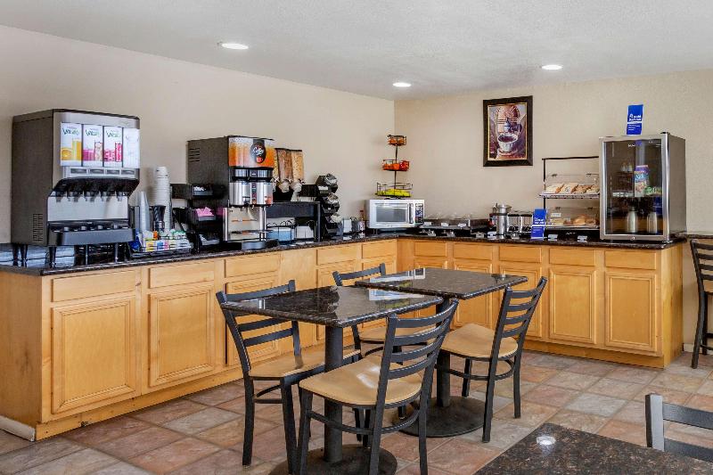 هتل Best Western El Rancho Palacio