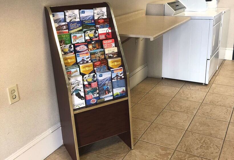 فندق Best Western Gateway Adirondack Inn