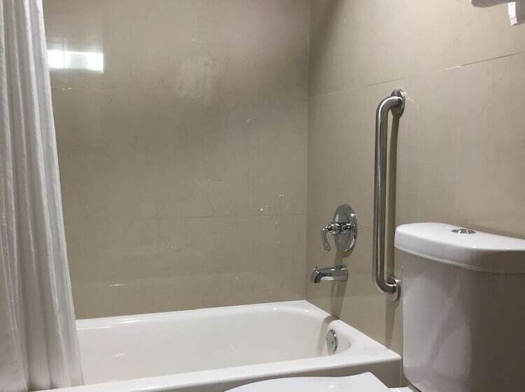 هتل Best Western Inn Of Del Rio