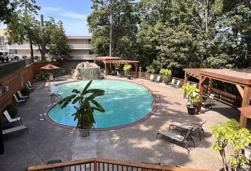 هتل Best Western Inn Of The Ozarks