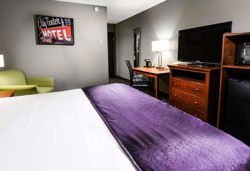 בית מלון כפרי Best Western Mccarran Inn